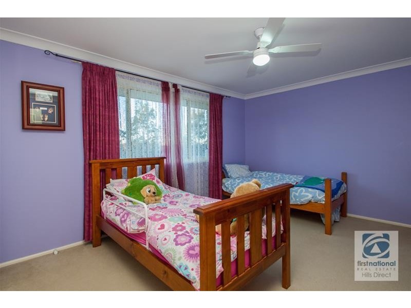 6 Rushden Way, Stanhope Gardens NSW 2768