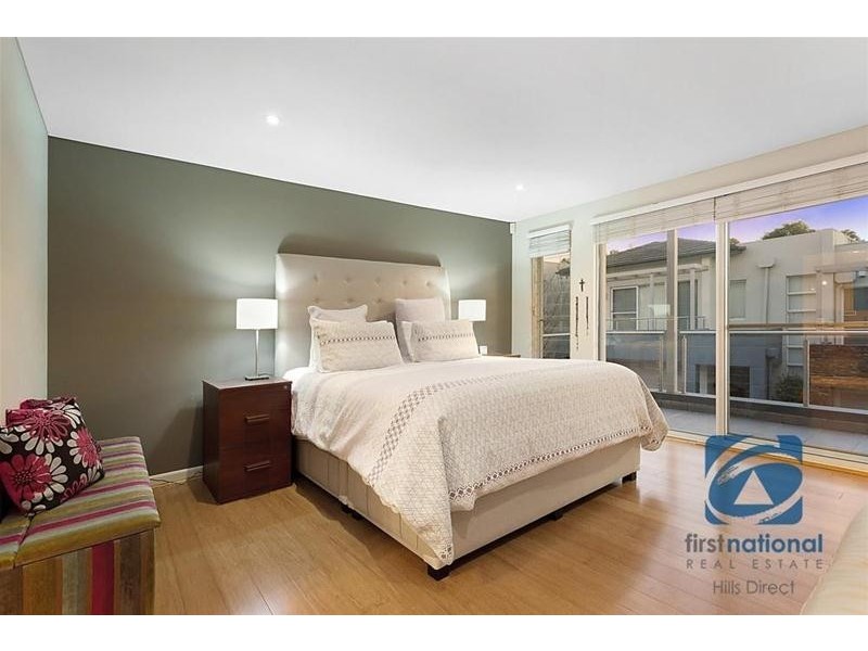 11 Waterstone Crescent, Bella Vista NSW 2153