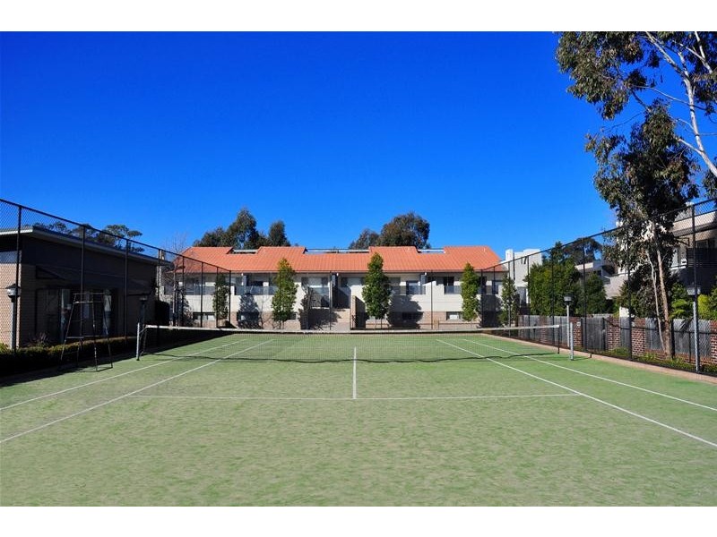 29/11  Glenvale Avenue, Parklea NSW 2768