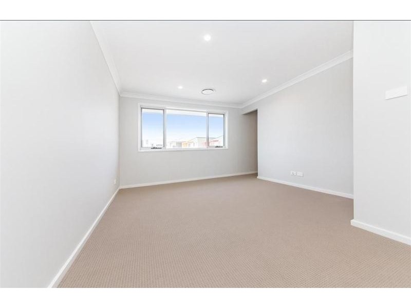 1 Tyla Crescent, Quakers Hill NSW 2763