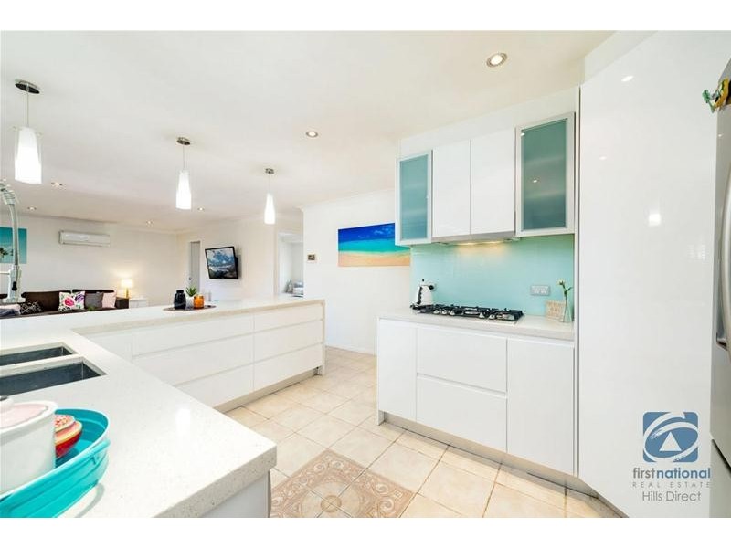 5 Guernsey Way, Stanhope Gardens NSW 2768