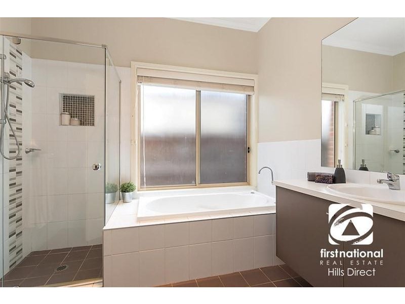 19 Rainford Street, Stanhope Gardens NSW 2768