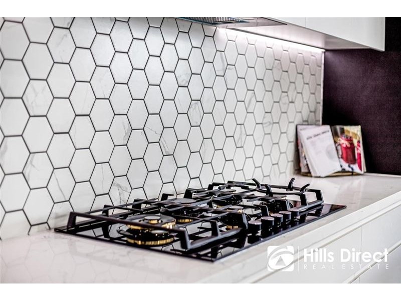 6 Binjie Street, The Ponds NSW 2769