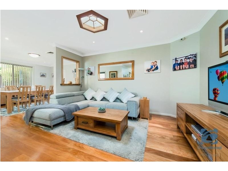 9 Pye Road, Quakers Hill NSW 2763