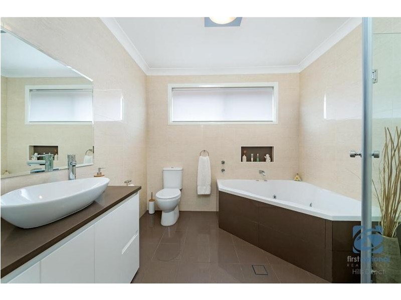 9 Pye Road, Quakers Hill NSW 2763