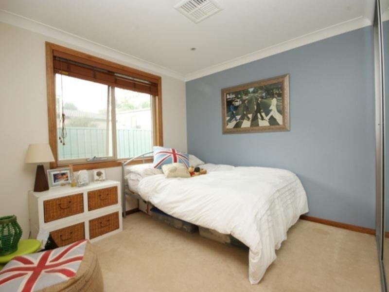 2 King Place, Kings Langley NSW 2147