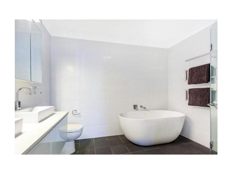 31 Eastern Road, Quakers Hill NSW 2763