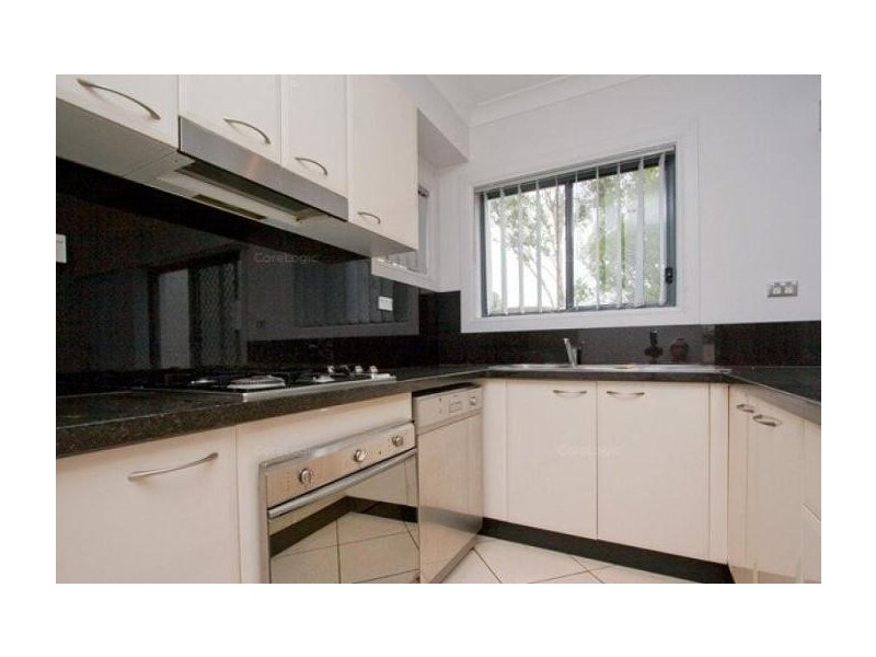 3/6 Hambledon Road, Quakers Hill NSW 2763