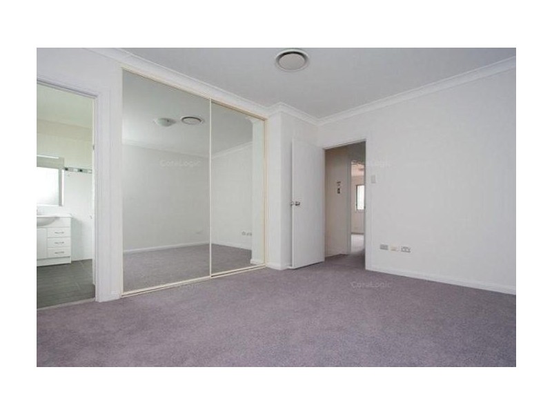 3/6 Hambledon Road, Quakers Hill NSW 2763