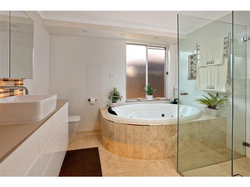 6 Ancilia Close, Quakers Hill NSW 2763