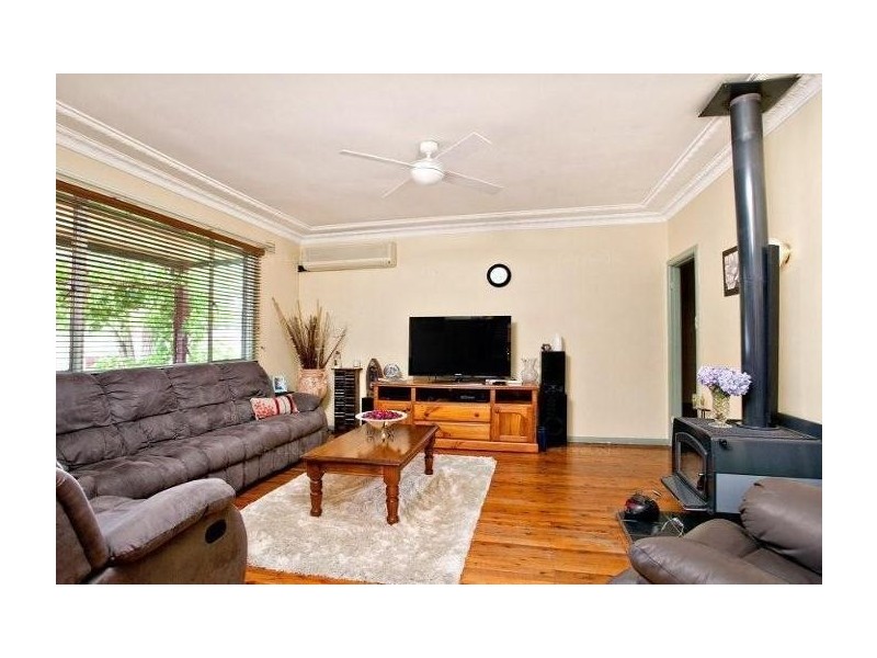 129 Cowper Circle, Quakers Hill NSW 2763