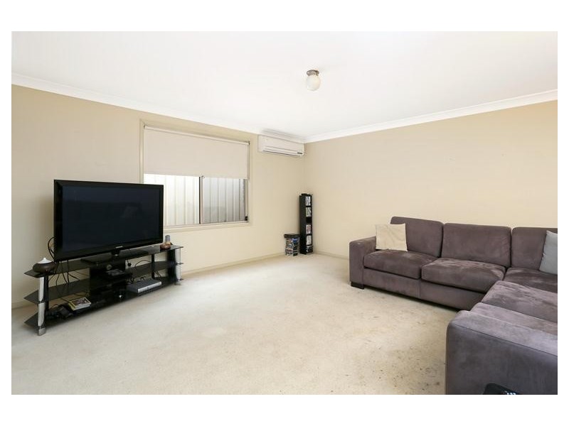 8 Bonaccordo Road, Quakers Hill NSW 2763
