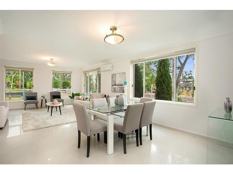 2 Bottle Brush Avenue, Beaumont Hills NSW 2155