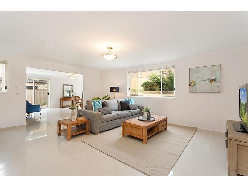 2 Bottle Brush Avenue, Beaumont Hills NSW 2155