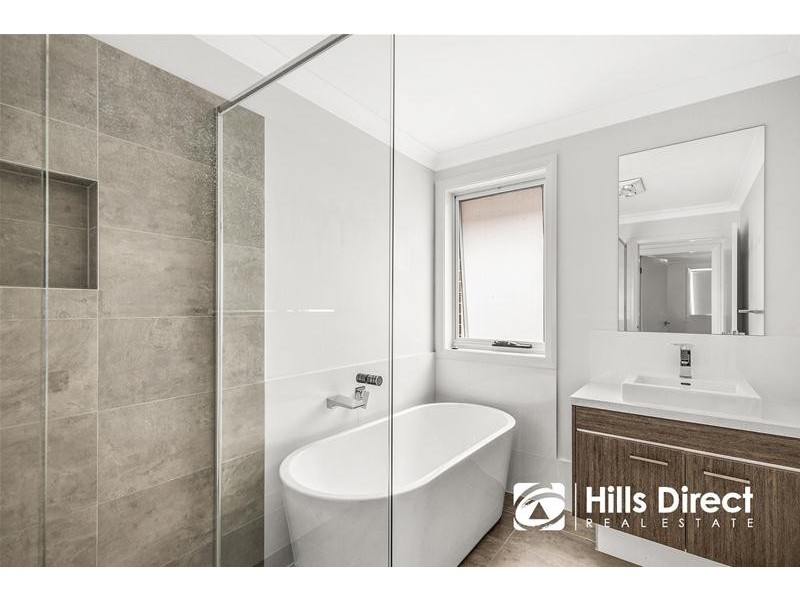 18 Carney Crescent, Schofields NSW 2762