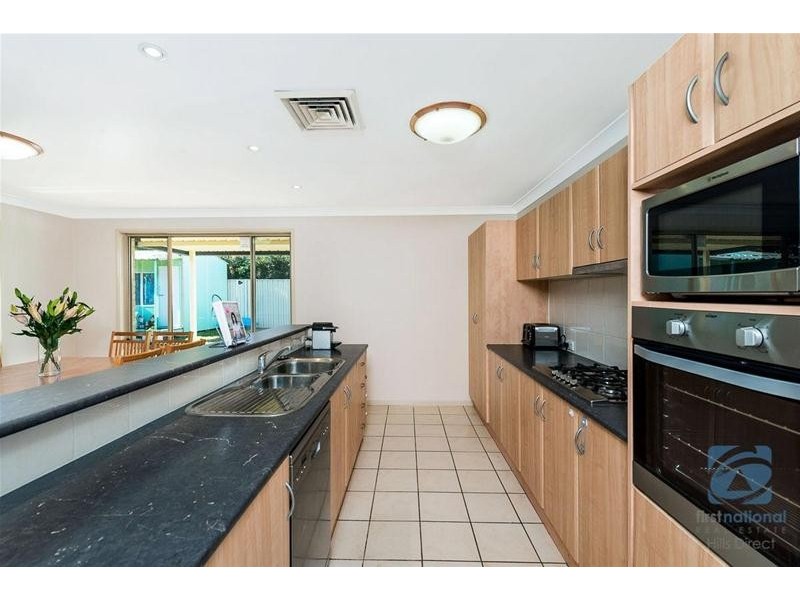 9 Aquamarine Street, Quakers Hill NSW 2763