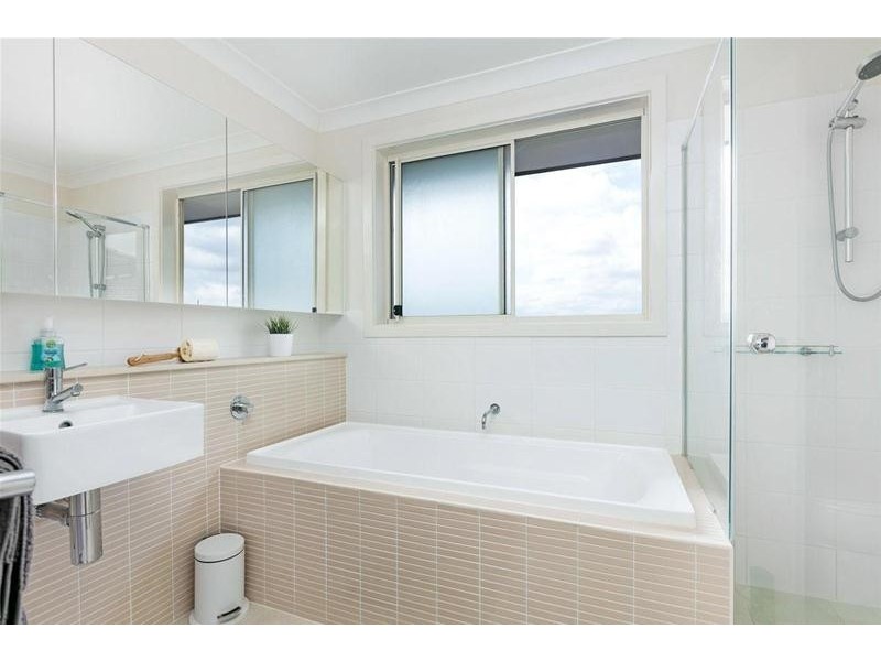 8 Reach Street, The Ponds NSW 2769