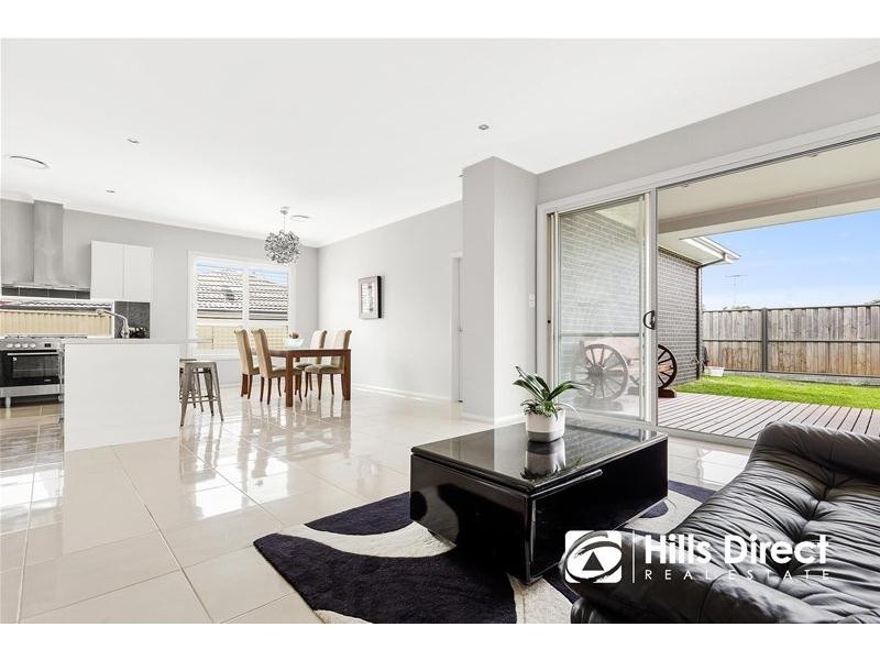 18 Jonah Street, Stanhope Gardens NSW 2768