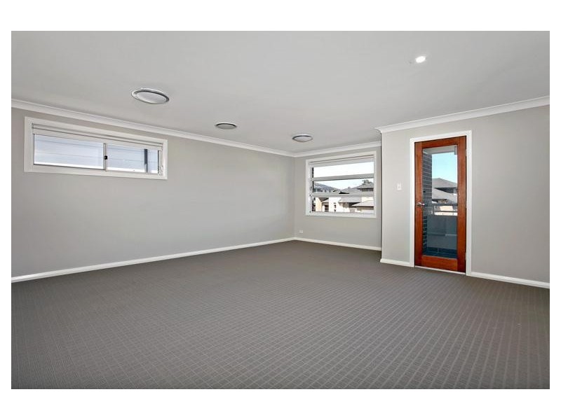 24 Springwood Avenue, The Ponds NSW 2769