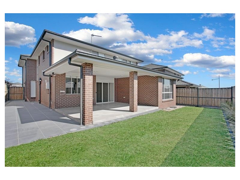 24 Springwood Avenue, The Ponds NSW 2769