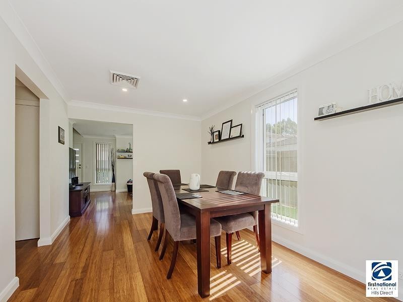 10 Rushden Way, Stanhope Gardens NSW 2768