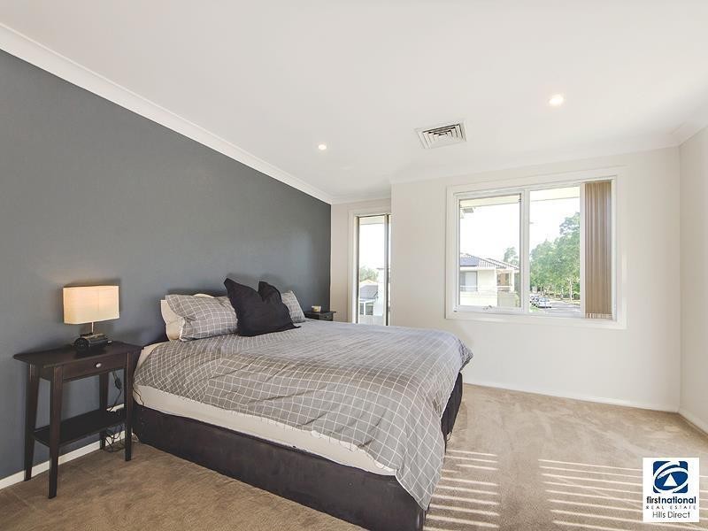10 Rushden Way, Stanhope Gardens NSW 2768