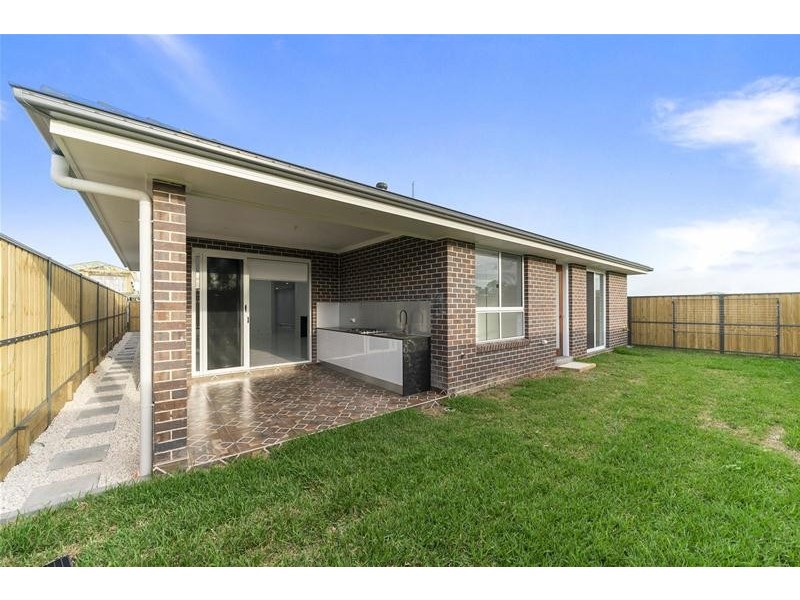 9 Letoken Way, Box Hill NSW 2765