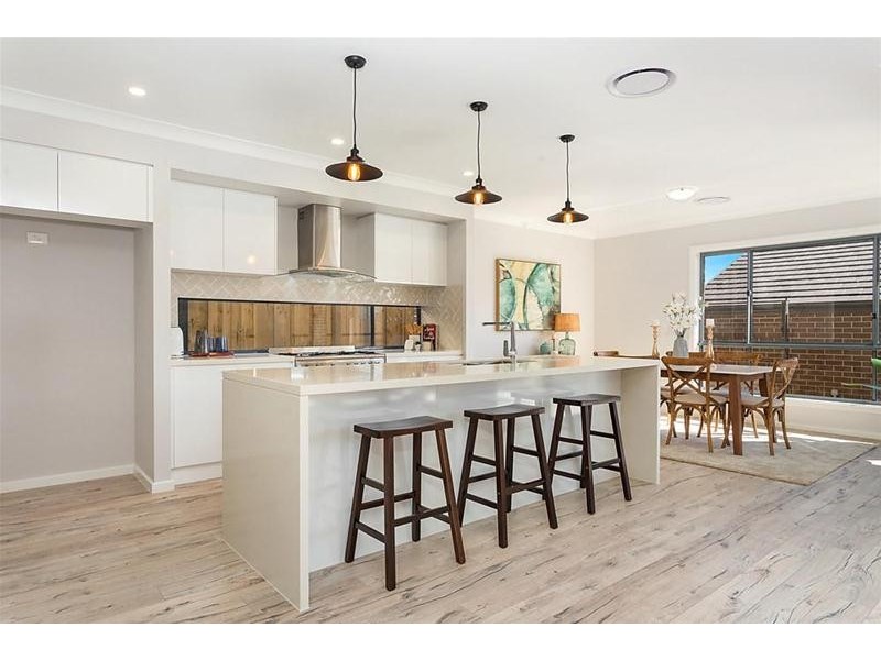 186 Greenview Parade, The Ponds NSW 2769