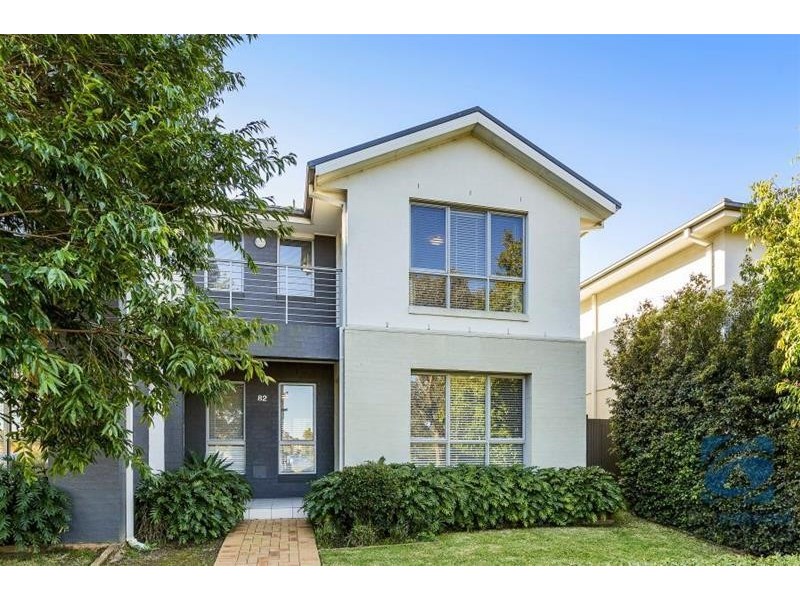 82 Stanhope Parkway, Stanhope Gardens NSW 2768