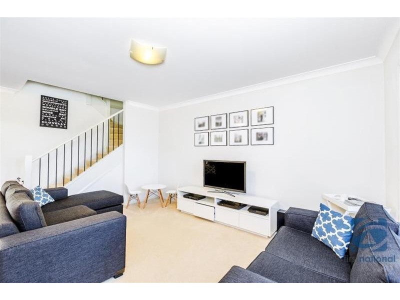 82 Stanhope Parkway, Stanhope Gardens NSW 2768