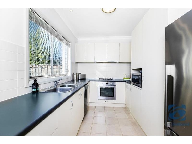 82 Stanhope Parkway, Stanhope Gardens NSW 2768