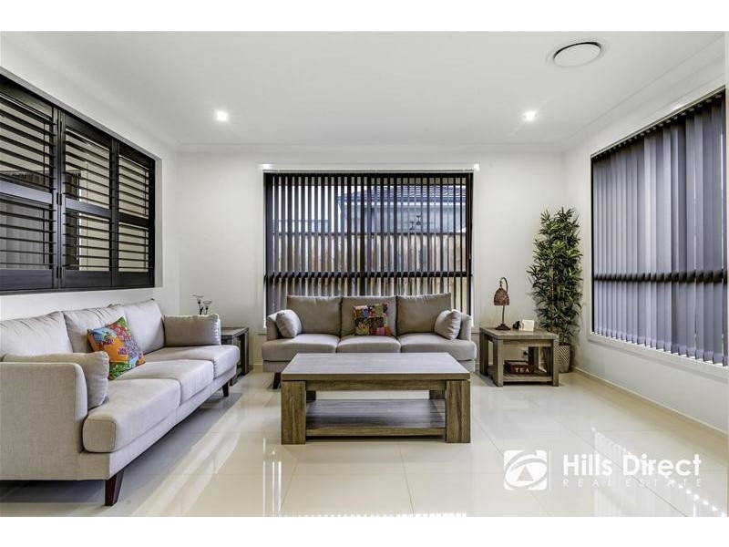 29 Masters Circuit, Colebee NSW 2761