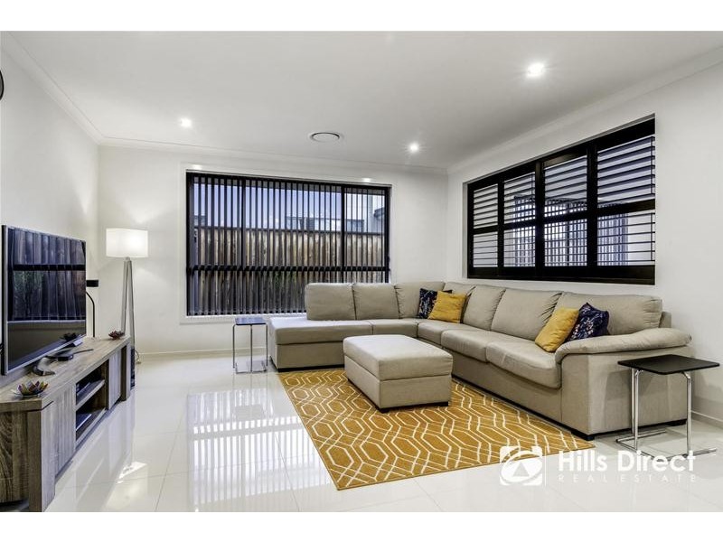 29 Masters Circuit, Colebee NSW 2761