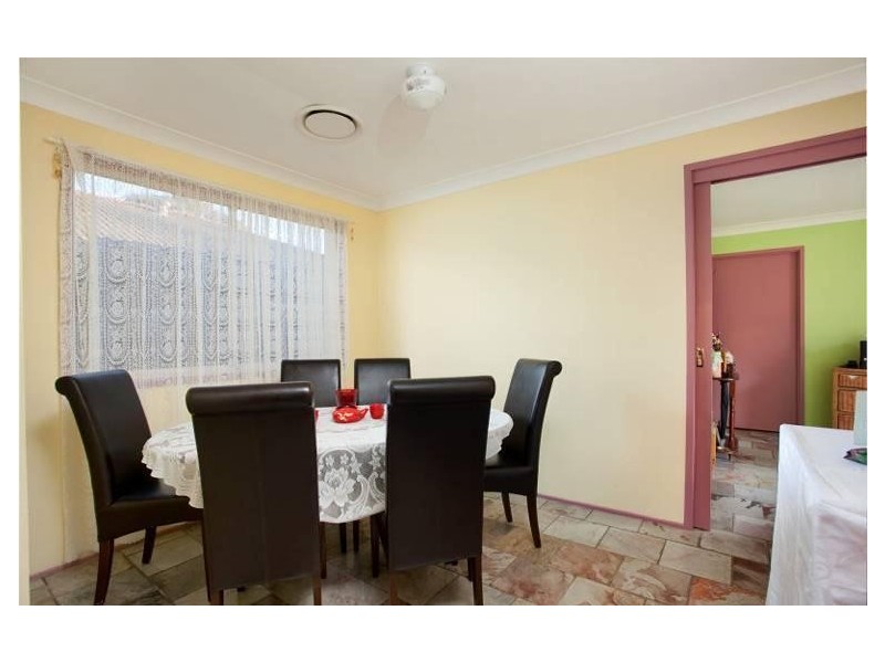 45 Manorhouse Blvd, Quakers Hill NSW 2763