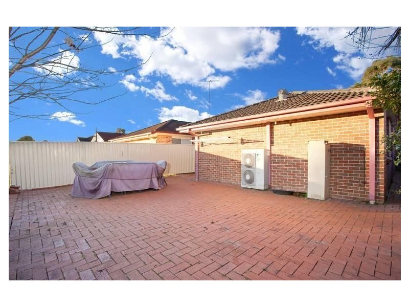 45 Manorhouse Blvd, Quakers Hill NSW 2763