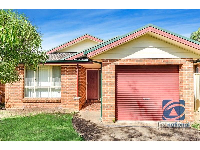 8 Palmetto Close, Stanhope Gardens NSW 2768