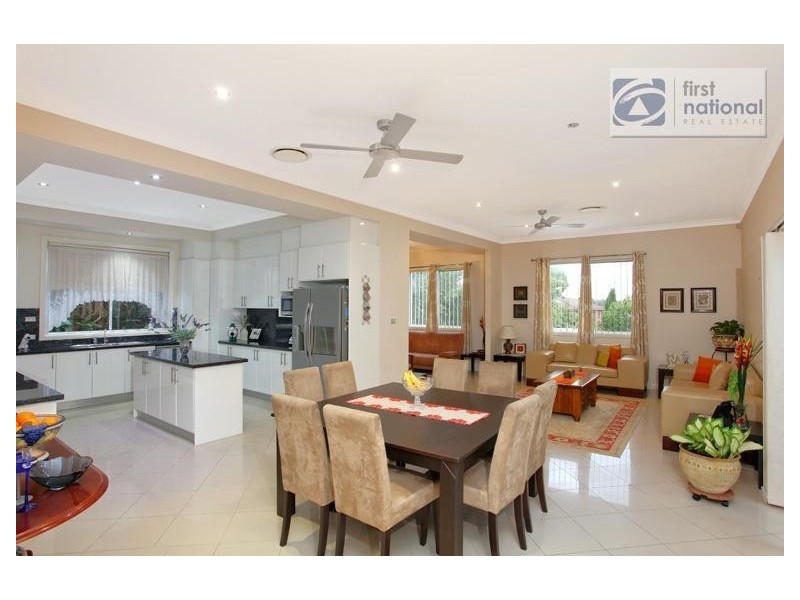 8 Jasper Street, Quakers Hill NSW 2763