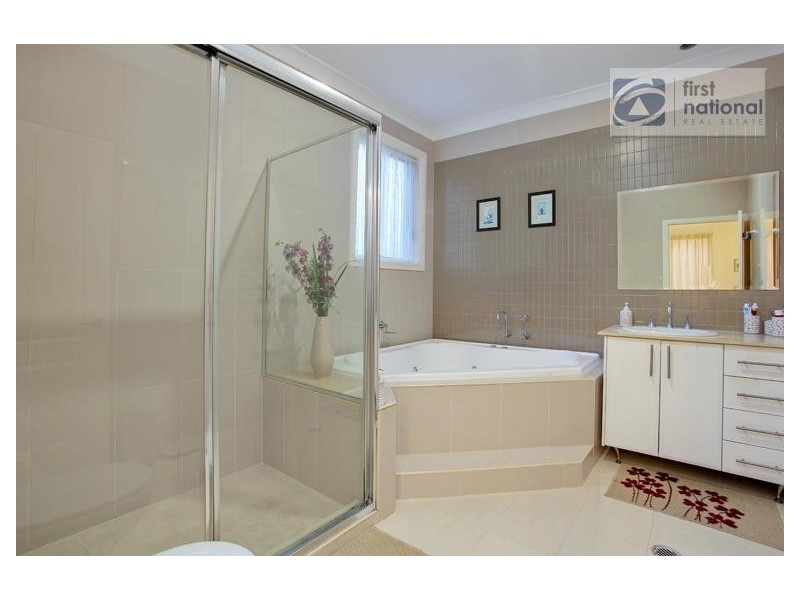 8 Jasper Street, Quakers Hill NSW 2763