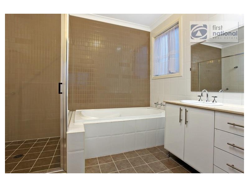 8 Jasper Street, Quakers Hill NSW 2763