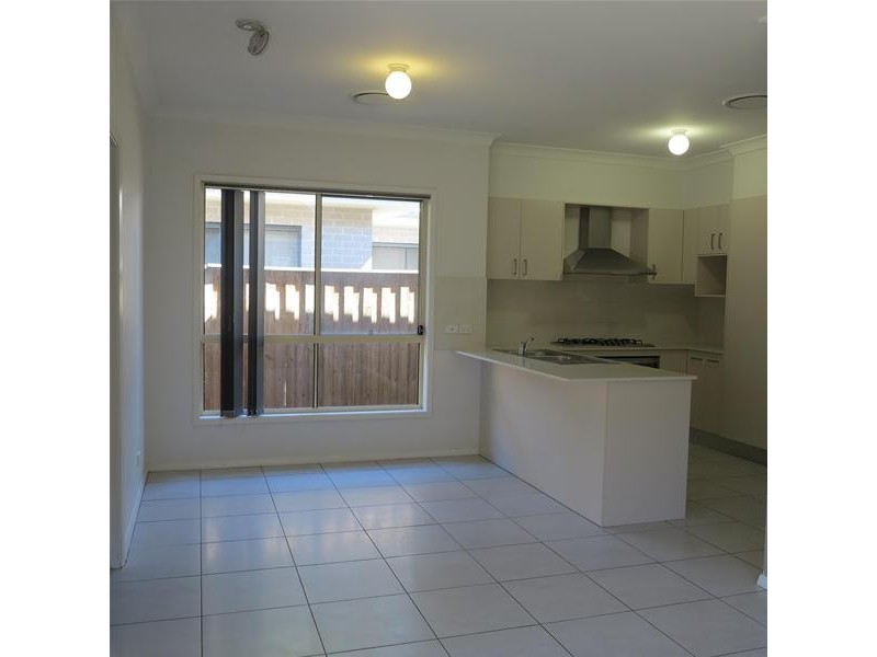 63 Pebble Crescent, The Ponds NSW 2769