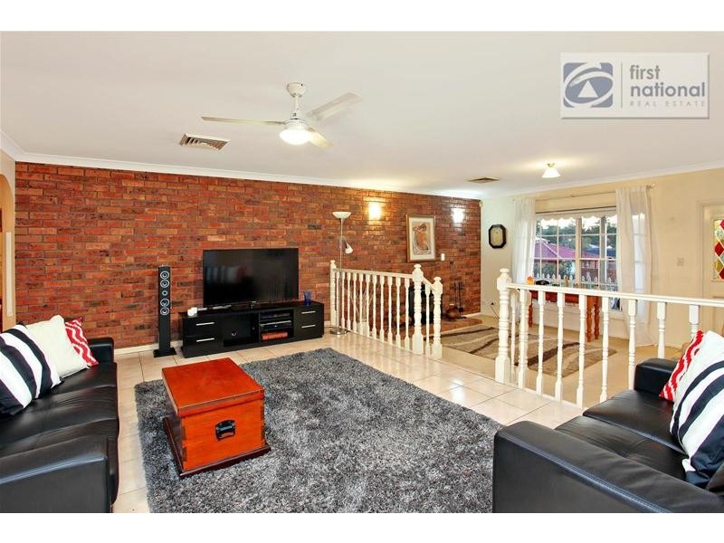 6 Icarus Place, Quakers Hill NSW 2763