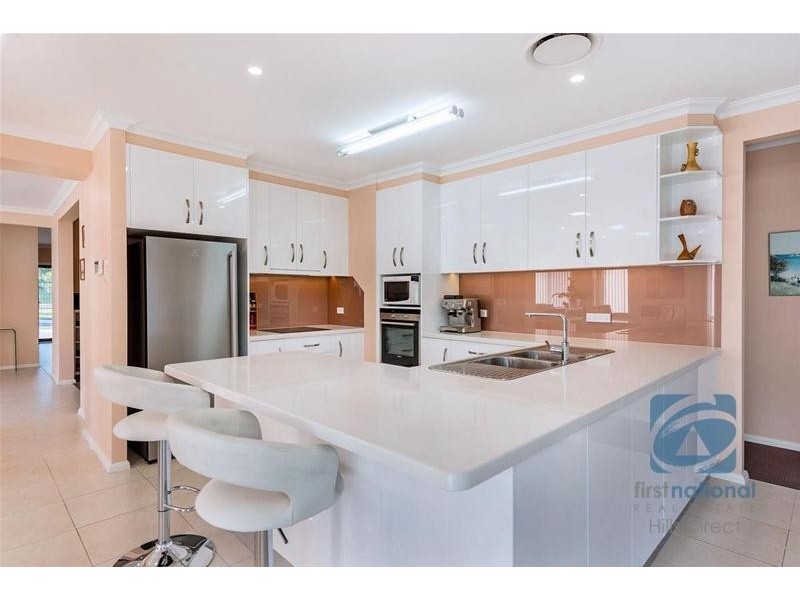 11 Pebble Crescent, The Ponds NSW 2769