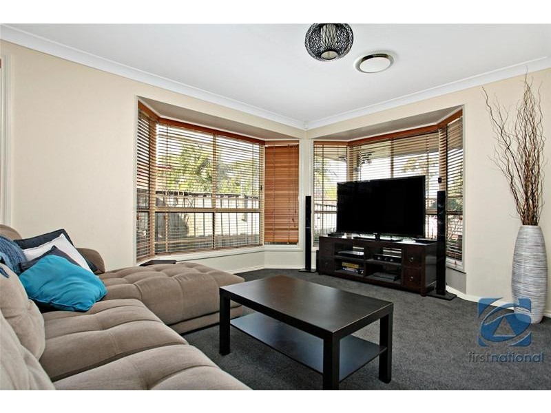 4 Cycas Place, Stanhope Gardens NSW 2768