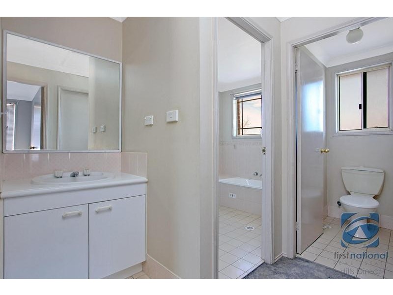 2/60 Camilleri Avenue, Quakers Hill NSW 2763