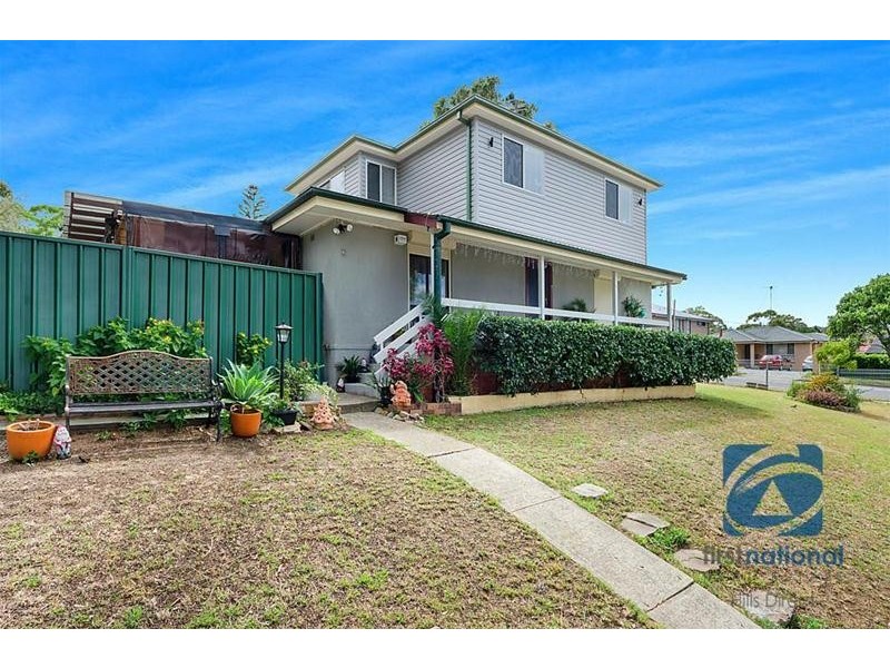 2 Warrimoo Drive, Quakers Hill NSW 2763