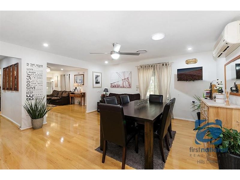 2 Warrimoo Drive, Quakers Hill NSW 2763