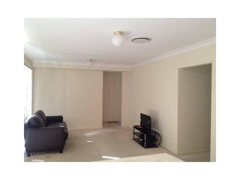 8 Greendale Terrace, Quakers Hill NSW 2763