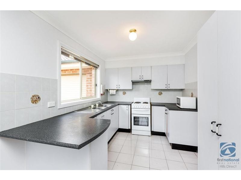 16 Olwen Place, Quakers Hill NSW 2763