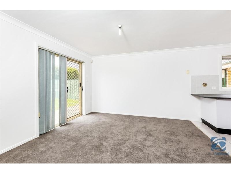 16 Olwen Place, Quakers Hill NSW 2763