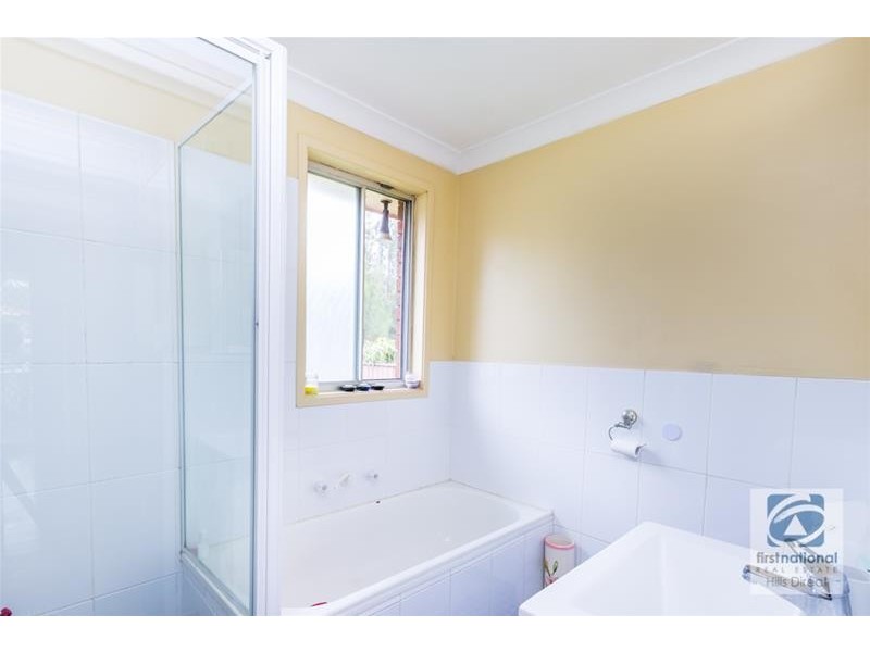 37 Elwood Crescent, Quakers Hill NSW 2763